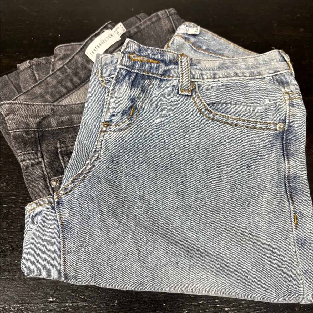 Blue and Black Denim Jeans That’s so Fetch